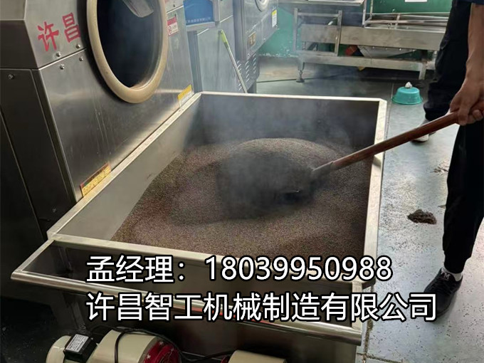 河北客戶來廠試機，芝麻炒制飄香！